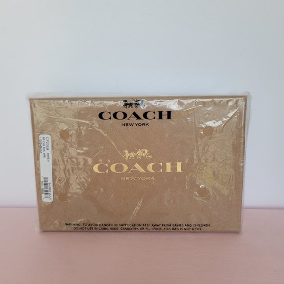 COACH Small Printed Plaid Coated Canvas Wristlet- Red Multi $75.⭐ - Picture 16 of 16